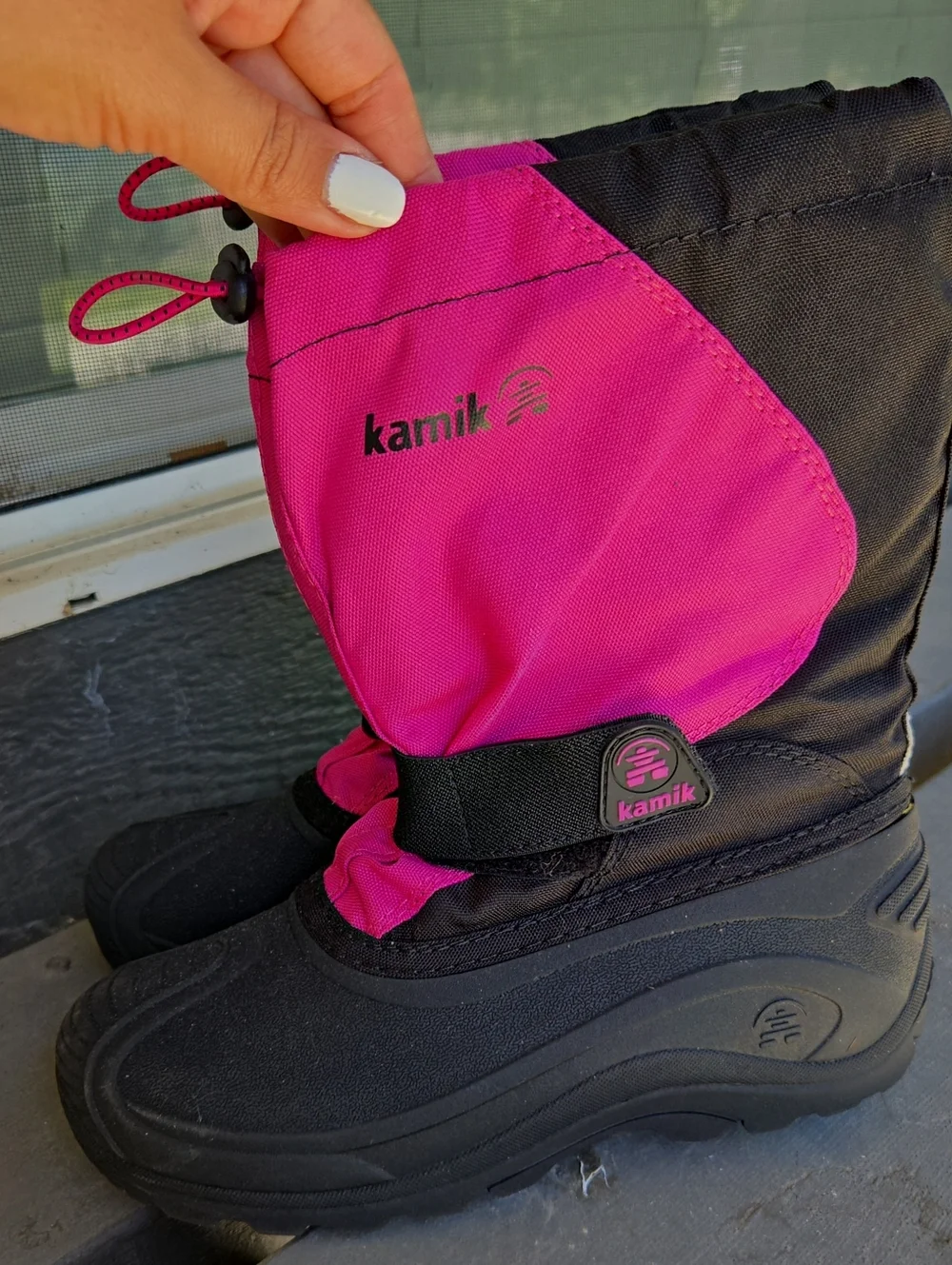 Kamik Women's Black & Fuchsia Winter Boots